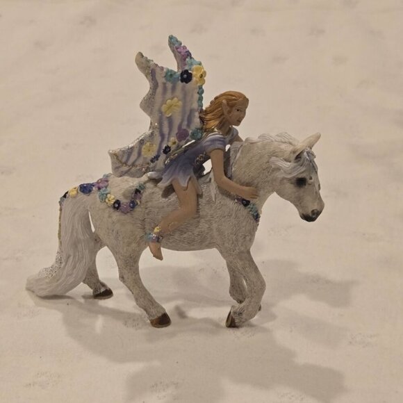 Schleich Bayala Set of 9 Fairy Elf Collection Deer King Marween Iloris Surah - Picture 9 of 10